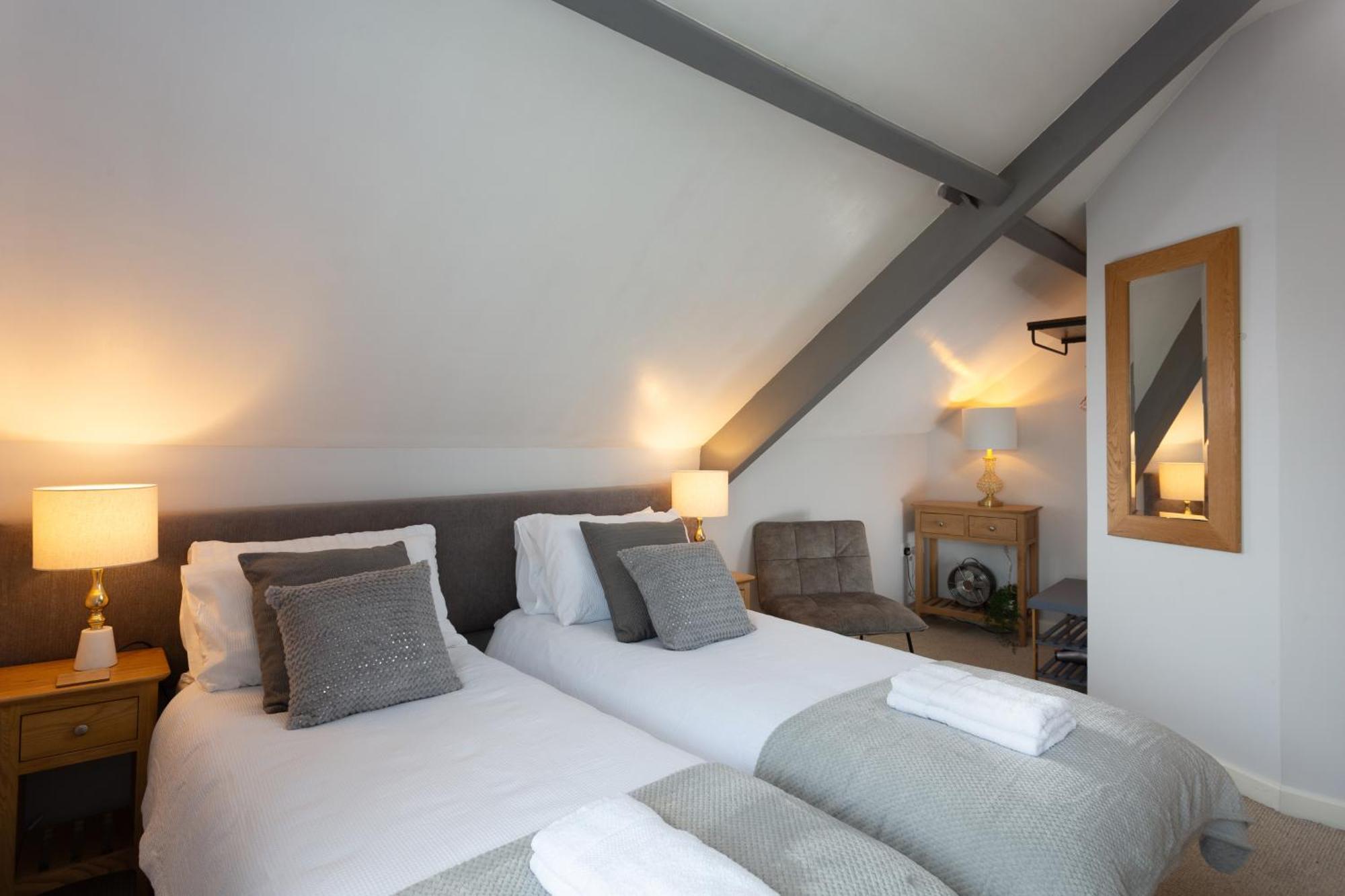 Bootham Court Grade II Duplex Apartment With Free Parking & Wi-Fi - Sleeps 2-6 People York Exterior foto